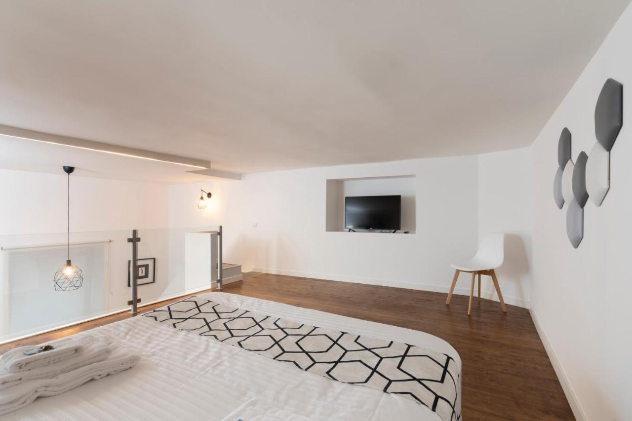 ナポリ Ramo D'Oro Bed & Breakfast エクステリア 写真